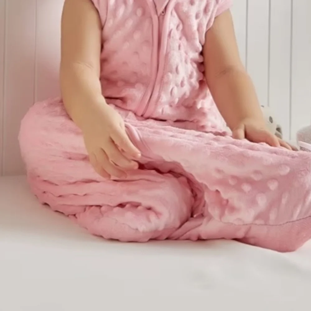 Pink Textured Hooded Kids Blanket - Cozy Wearable Bib
